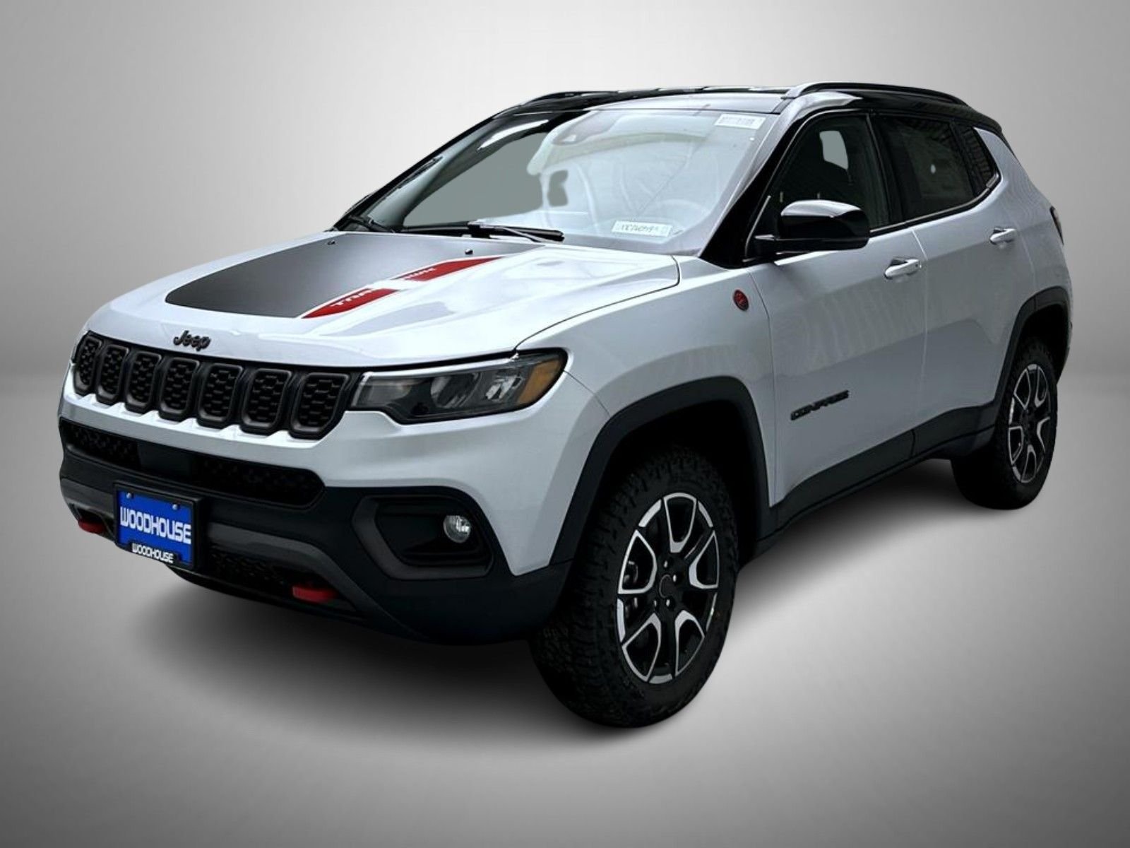 New 2026 Silver Zynith Metallic Clear-Coat Exterior Paint Jeep Trailhawk image 1