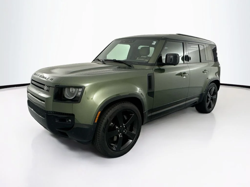 New 2026 Woolstone Green Land Rover X-Dynamic SE image 1
