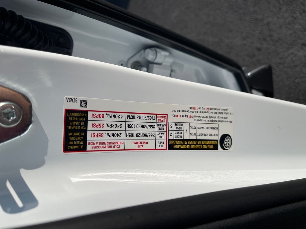 New 2026 Everest White Pearl TriCoat Nissan Platinum image 25