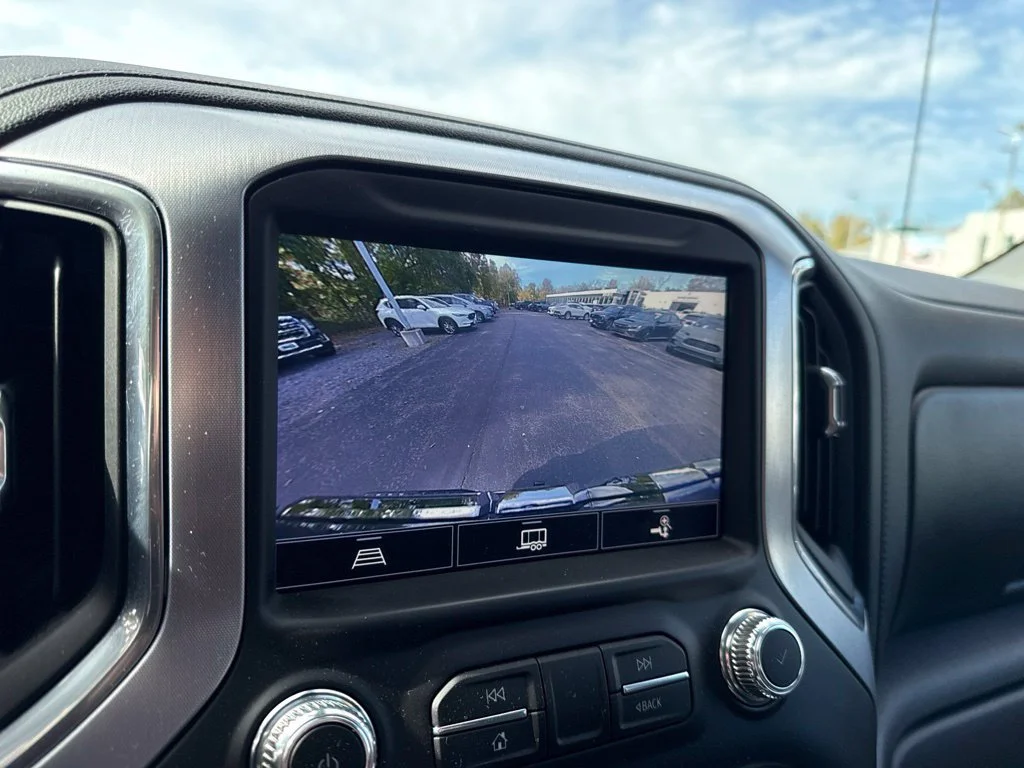 Used 2021 Black GMC SLT image 32