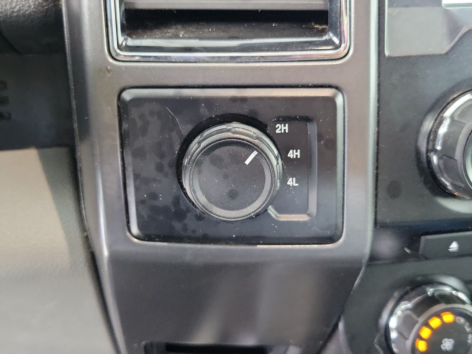 Used 2018 Black Ford XLT image 24