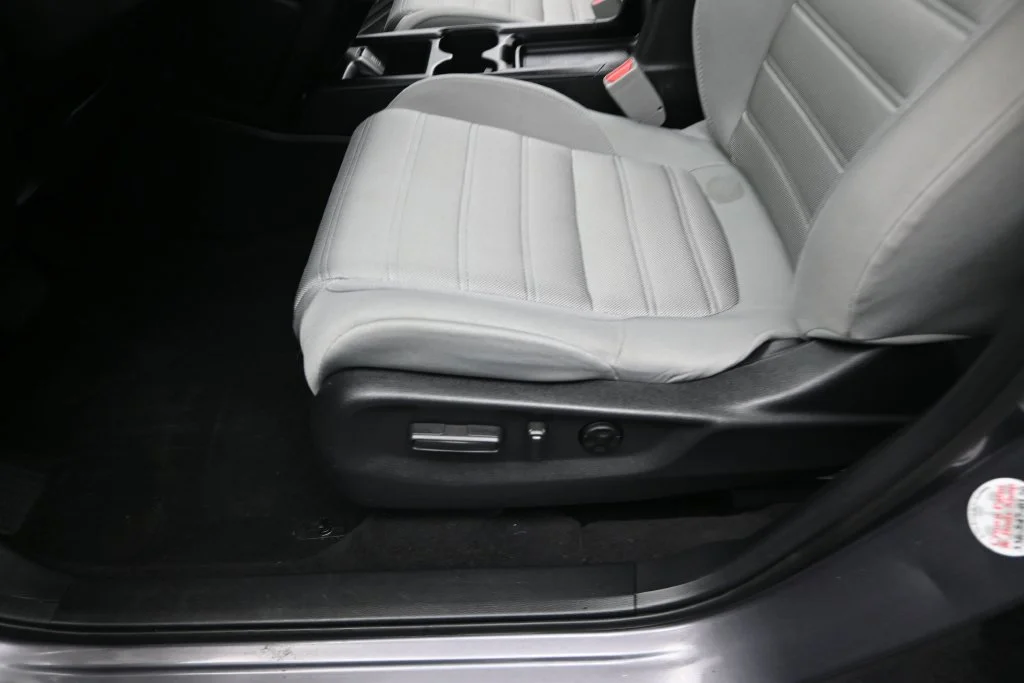 Certified Used 2019 Gunmetal Metallic Honda EX image 13