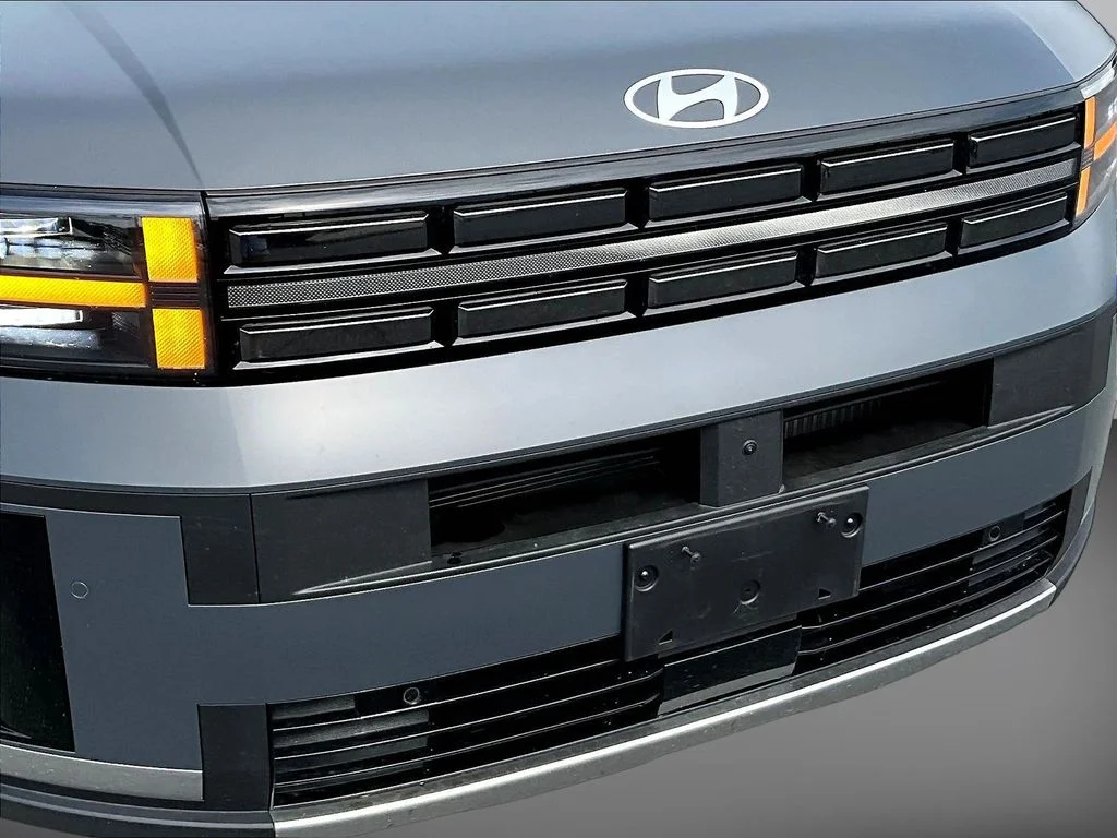 Used 2025 Gray Hyundai Limited image 32
