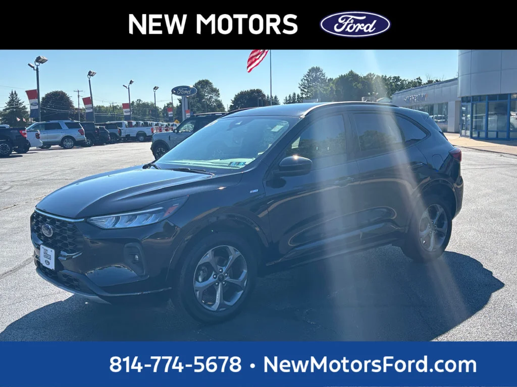 Used 2024 Black Metallic Ford ST-Line Select image 1