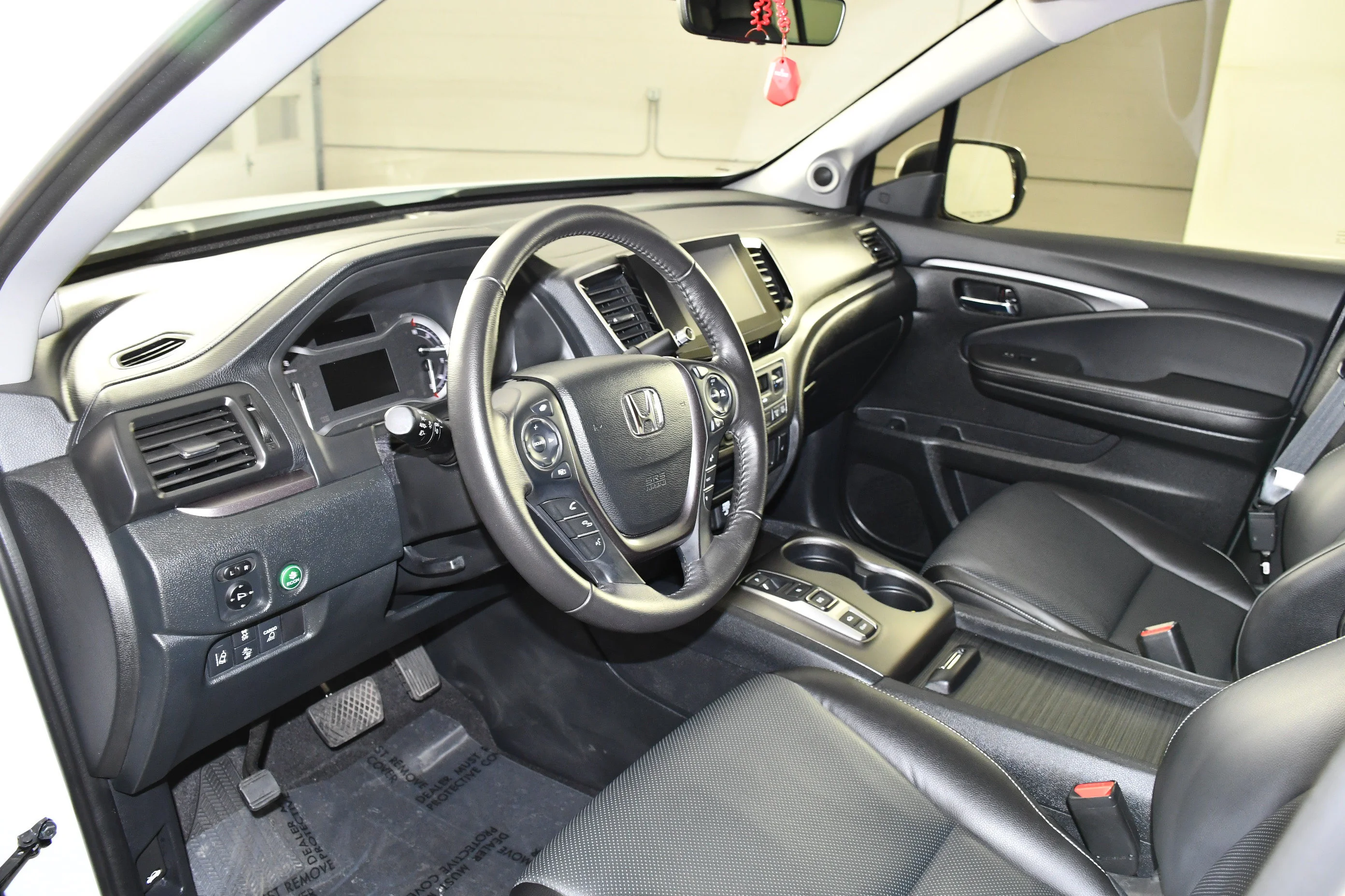 Certified Used 2023 Platinum White Pearl Honda RTL image 2