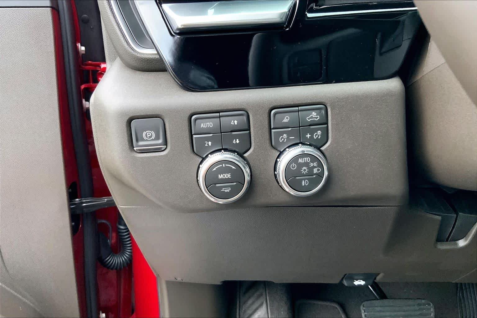 2026 GMC Sierra 2500HD SLT - Photo 16