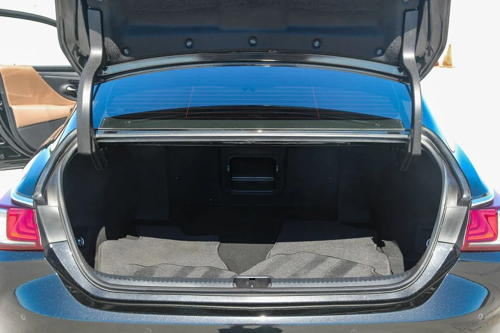 Used 2024 Black Lexus 350 image 26