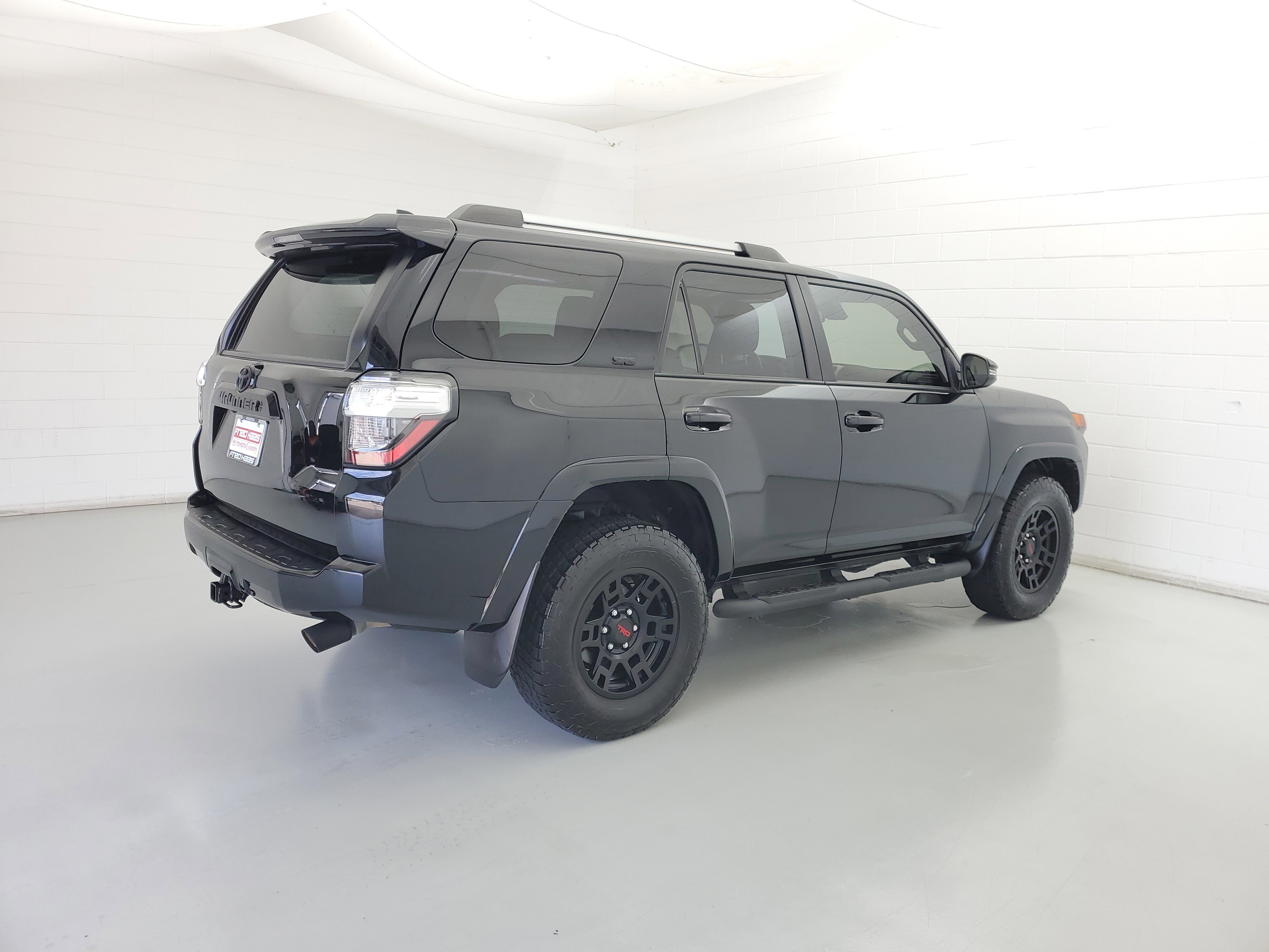 Used 2024 Midnight Black Metallic Toyota SR5 Premium image 5