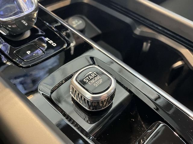 Certified Used 2026 Black Volvo T8 Ultra image 31