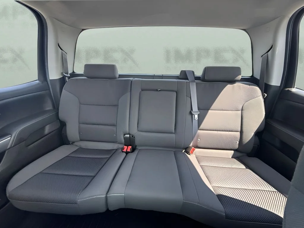 Used 2015 Red Chevrolet LT image 10