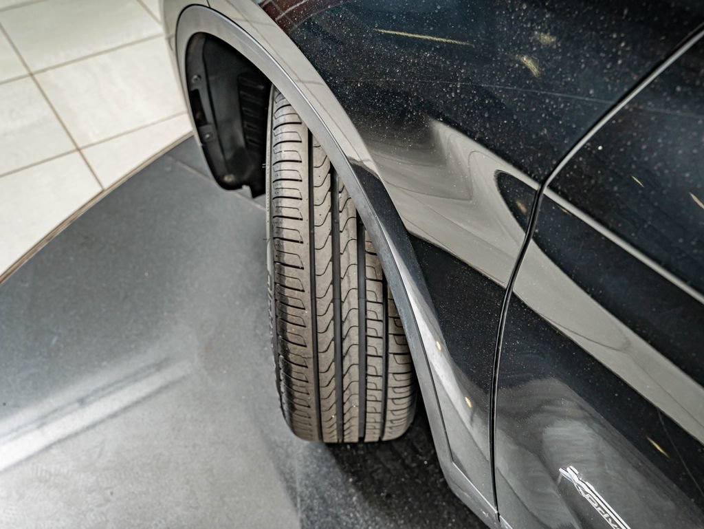 Used 2017 Jet Black BMW xDrive28i image 43