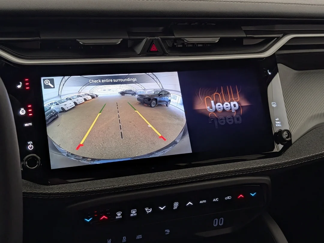 New 2026 Black Jeep Laredo - - 4x4 - 1.6L Turbo Hybrid - Uconnect 5 w/ 12.3 Screen & More! image 24