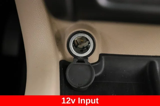 Used 2013 White Dodge Citadel image 25