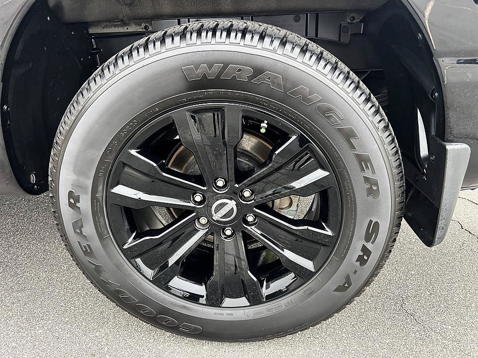 Used 2023 Super Black Nissan SV image 10