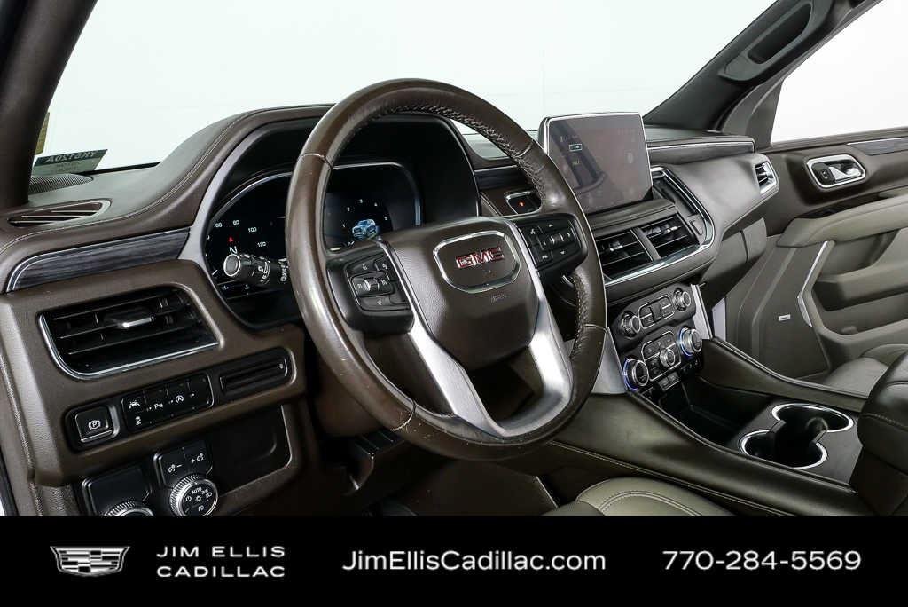 Used 2023 White Frost Tricoat GMC SLT image 4