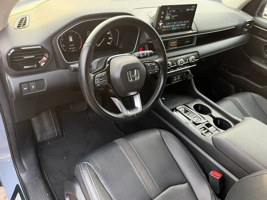 Certified Used 2024 Sonic Gray Pearl Honda Touring image 5