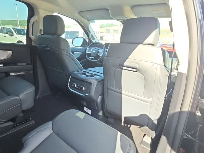New 2026 Agate Black Metallic Ford MAX Active image 19