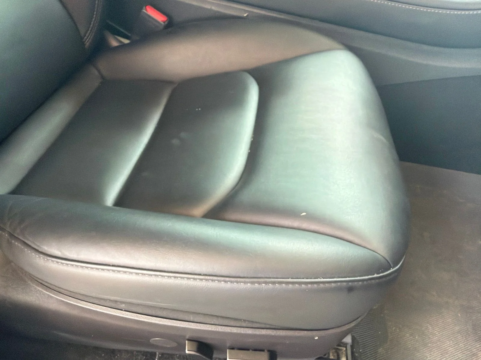 Used 2023  Tesla Long Range image 22