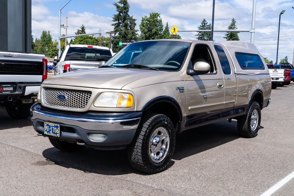 Used 2000 Harvest Gold Clearcoat Metallic Ford Lariat image 3