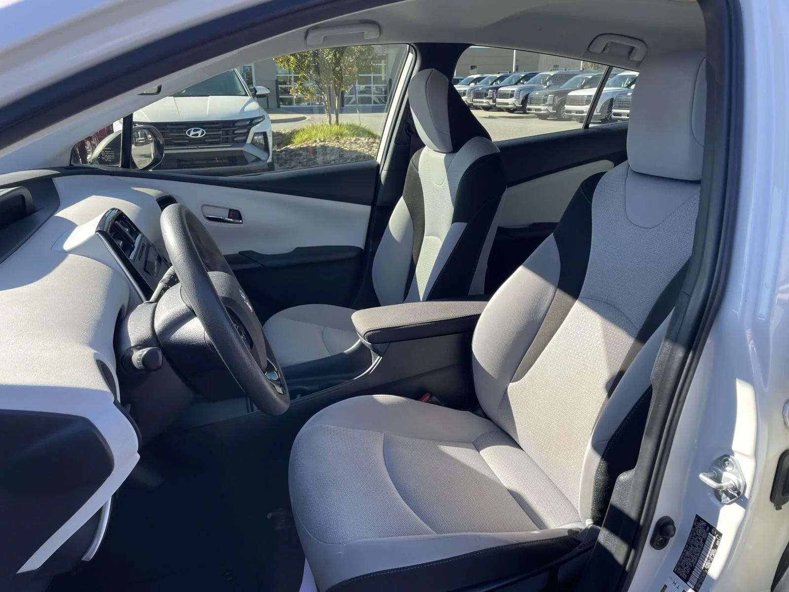 Used 2019 Blizzard Pearl Toyota LE image 8