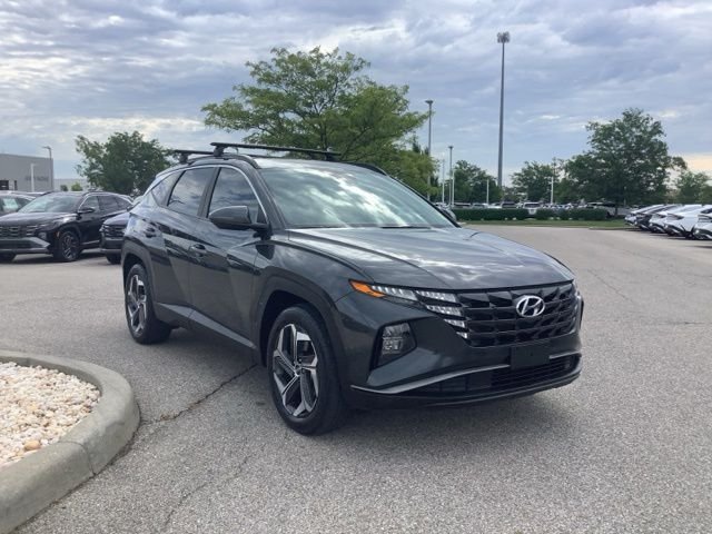 Certified Used 2023 Gray Hyundai SEL image 4