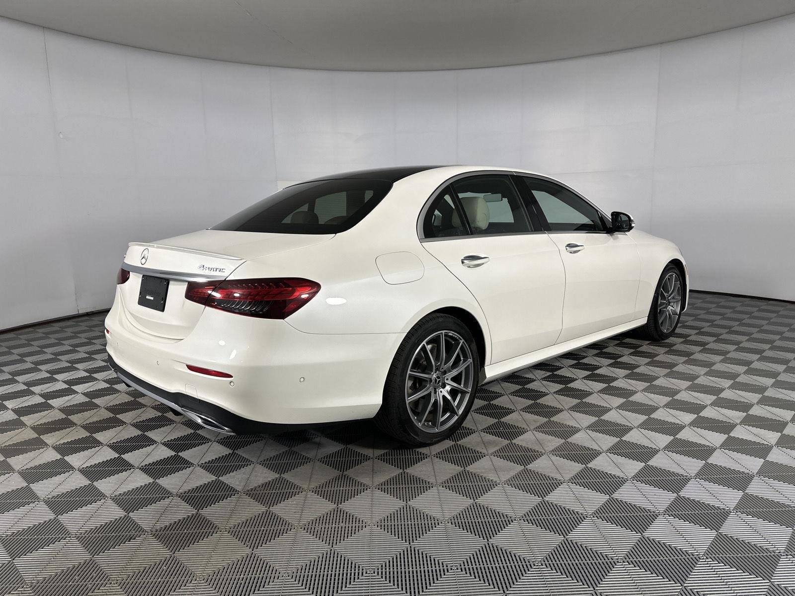 Used 2023 MANUFAKTUR Diamond White Mercedes-Benz E 450 image 22