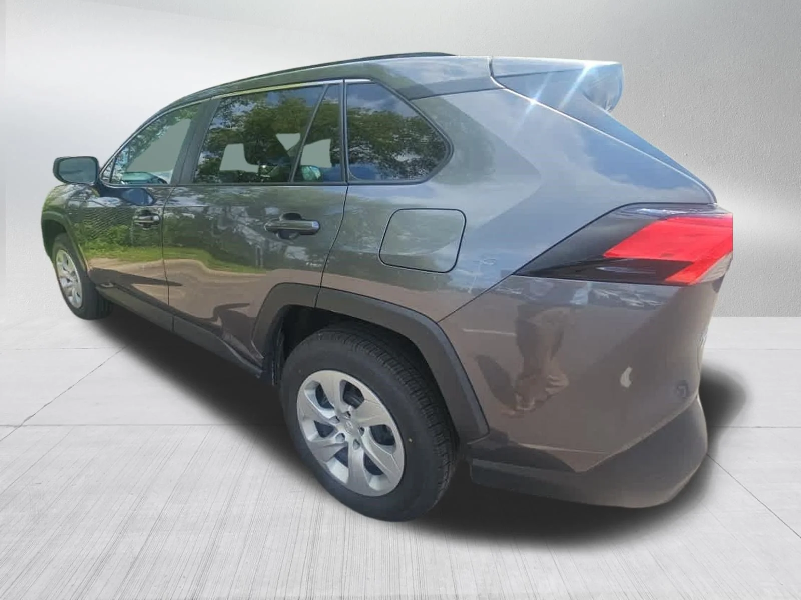 Used 2021 Magnetic Gray Metallic Toyota LE image 6