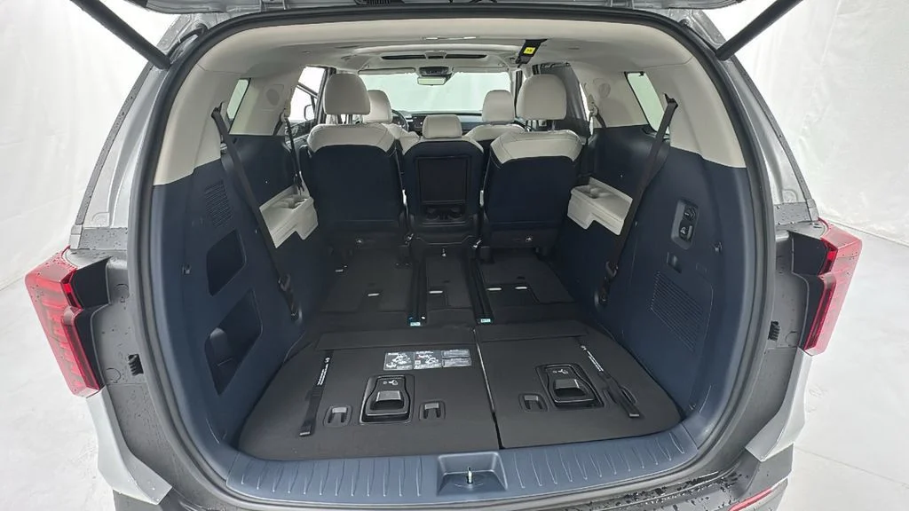 2026 Kia Carnival SX Prestige - Photo 16