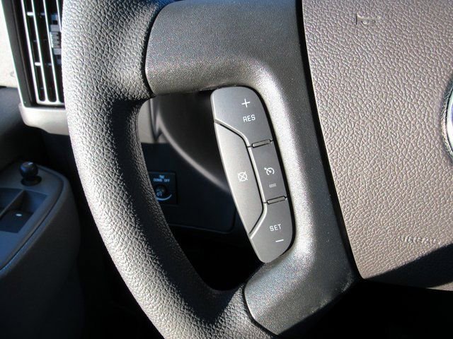 2025 GMC Savana Cargo Work Van - Photo 13