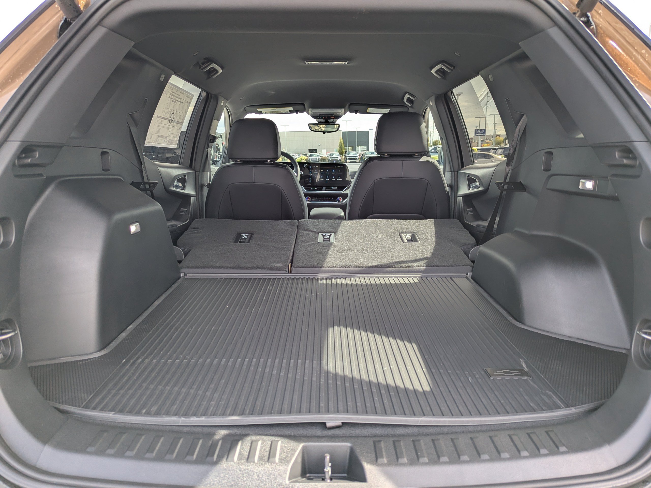 2027 Chevrolet Equinox LT - Photo 36