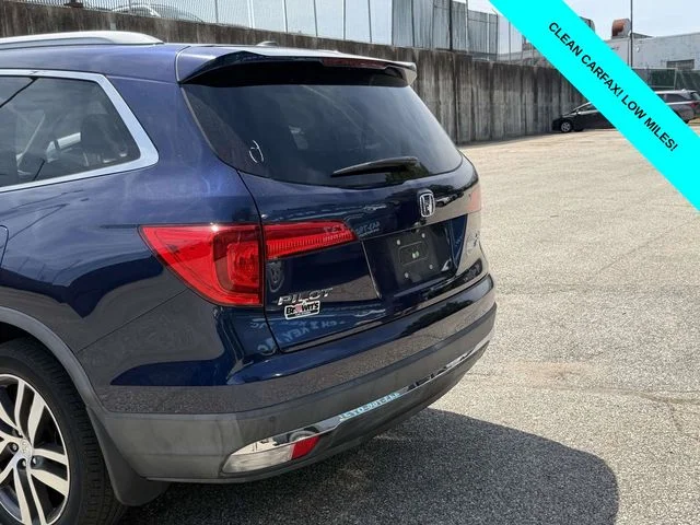 Used 2016 Obsidian Blue Pearl Honda Elite image 11