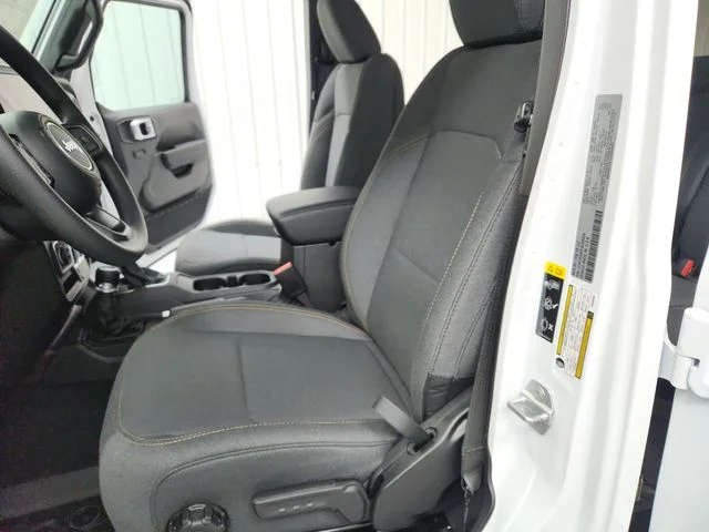 New 2026 Bright White Clear-Coat Exterior Paint Jeep Sport image 19