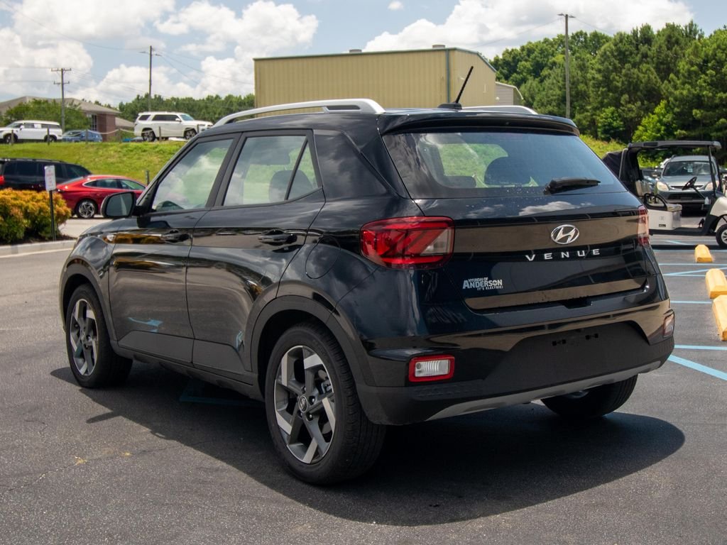 2026 Hyundai Venue SEL - Photo 11