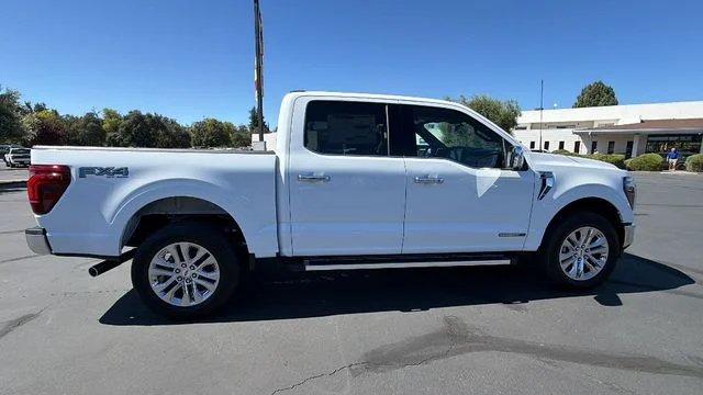 New 2026 Oxford White Ford Lariat® image 39