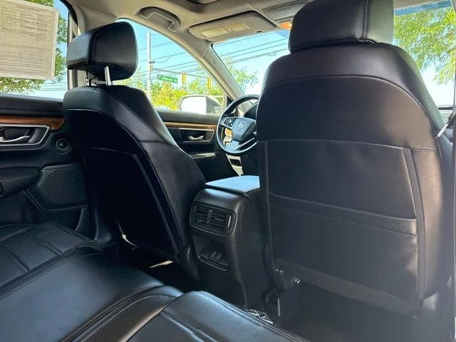 Used 2018 White Honda EX-L image 18