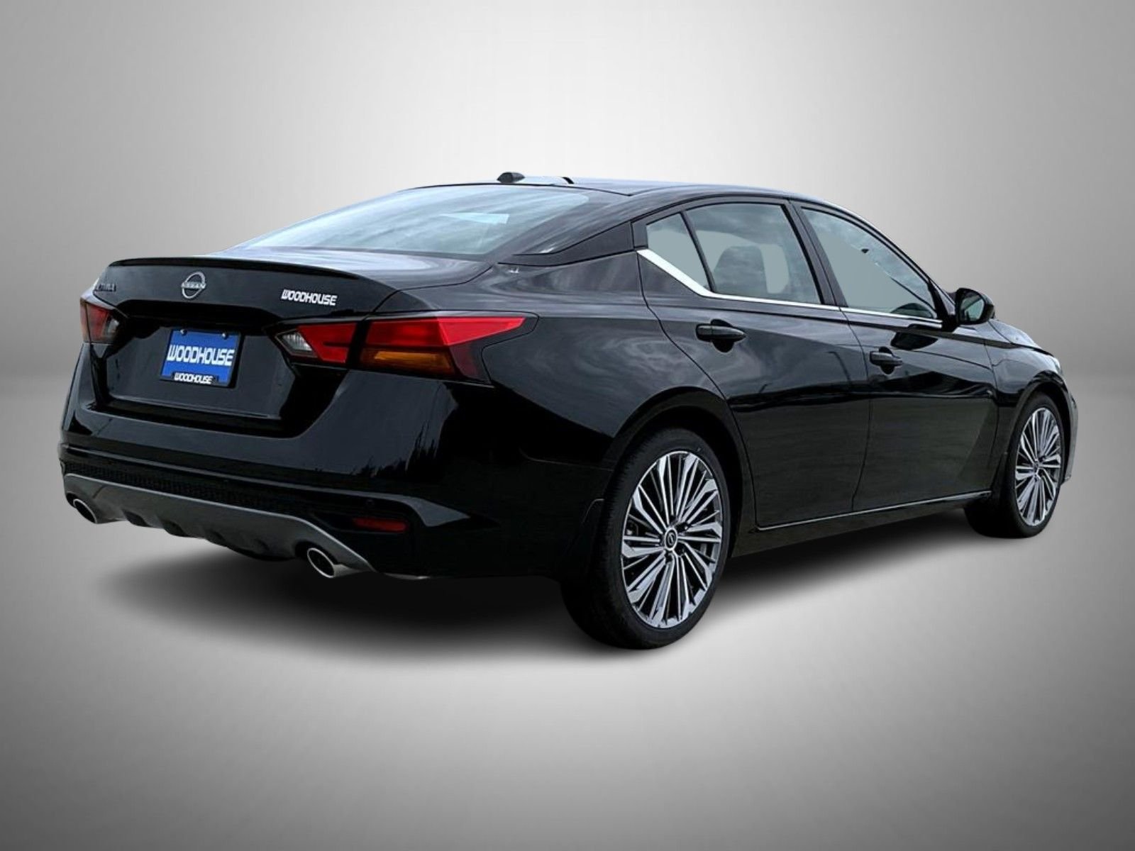 New 2026 Super Black Nissan 2.5 SV image 5