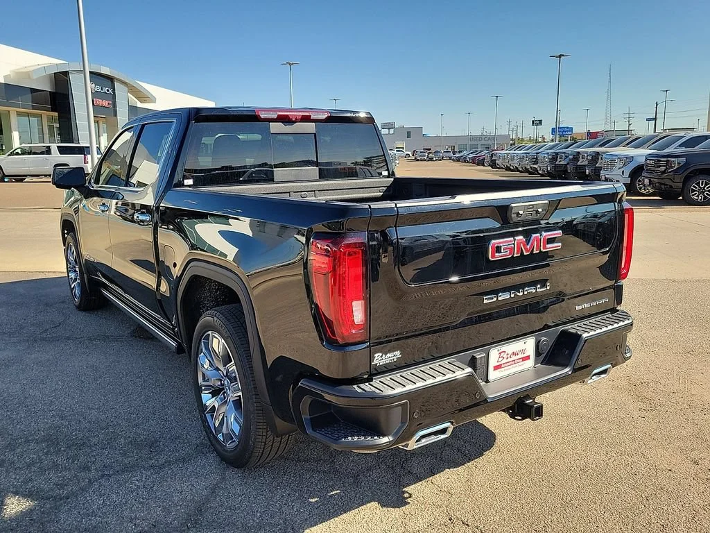 2026 GMC Sierra 1500 Denali - Photo 7