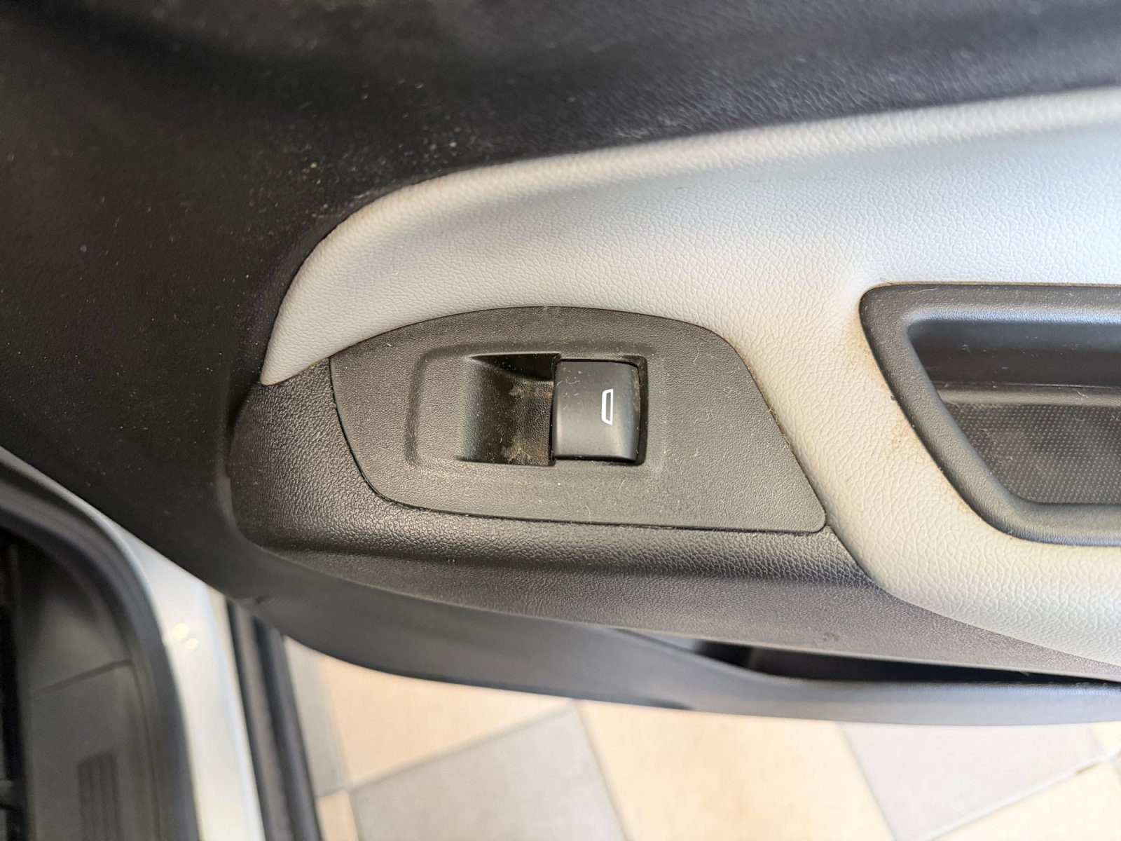 Used 2022 Silver Ice Metallic Chevrolet LS image 36
