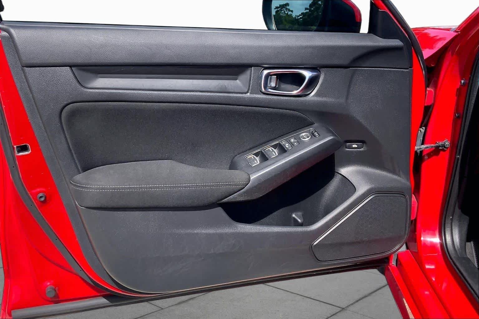 Used 2022 Rallye Red Honda LX image 21