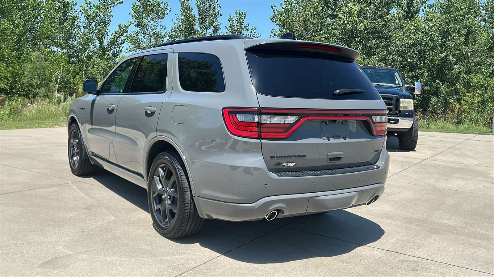 New 2026 Destroyer Gray Clear-Coat Exterior Paint Dodge GT Plus HEMI V8 image 6