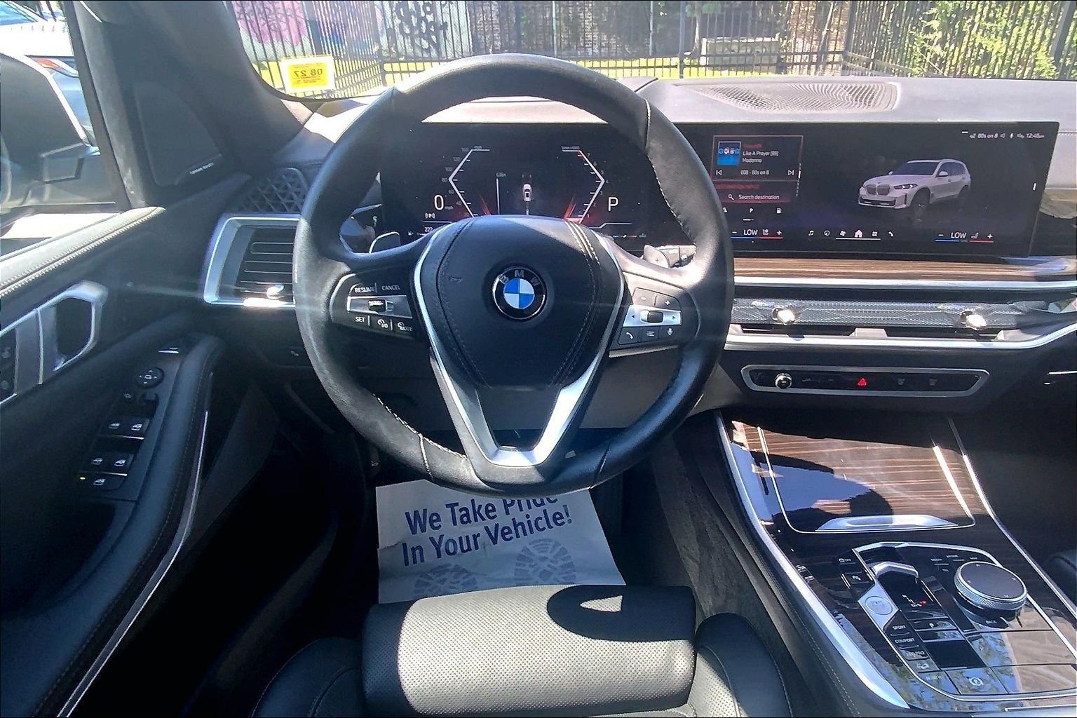 Used 2024 Alpine White BMW xDrive40i image 5