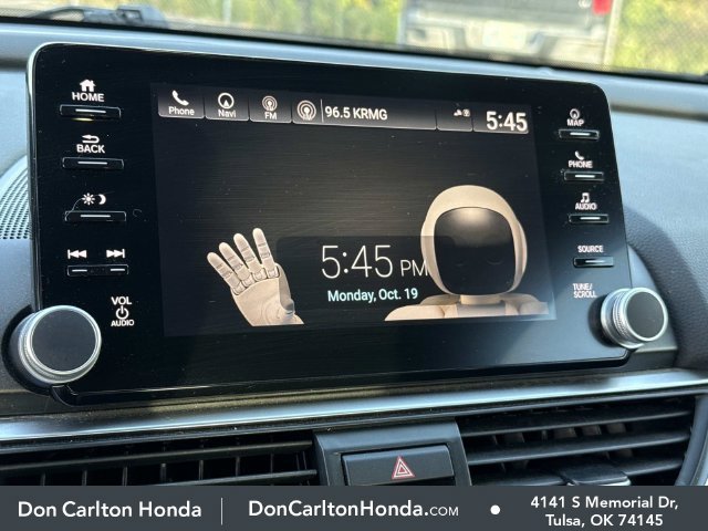 Used 2018 Platinum White Pearl Honda Touring 2.0T image 11