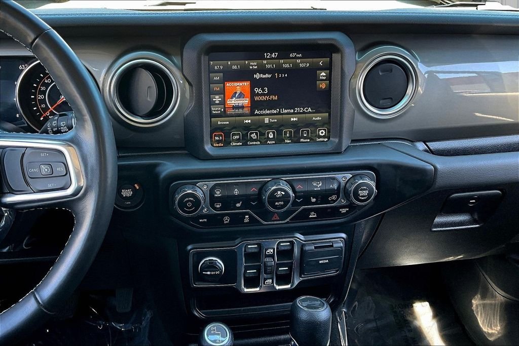 Used 2022 Green Jeep Unlimited Sahara image 9