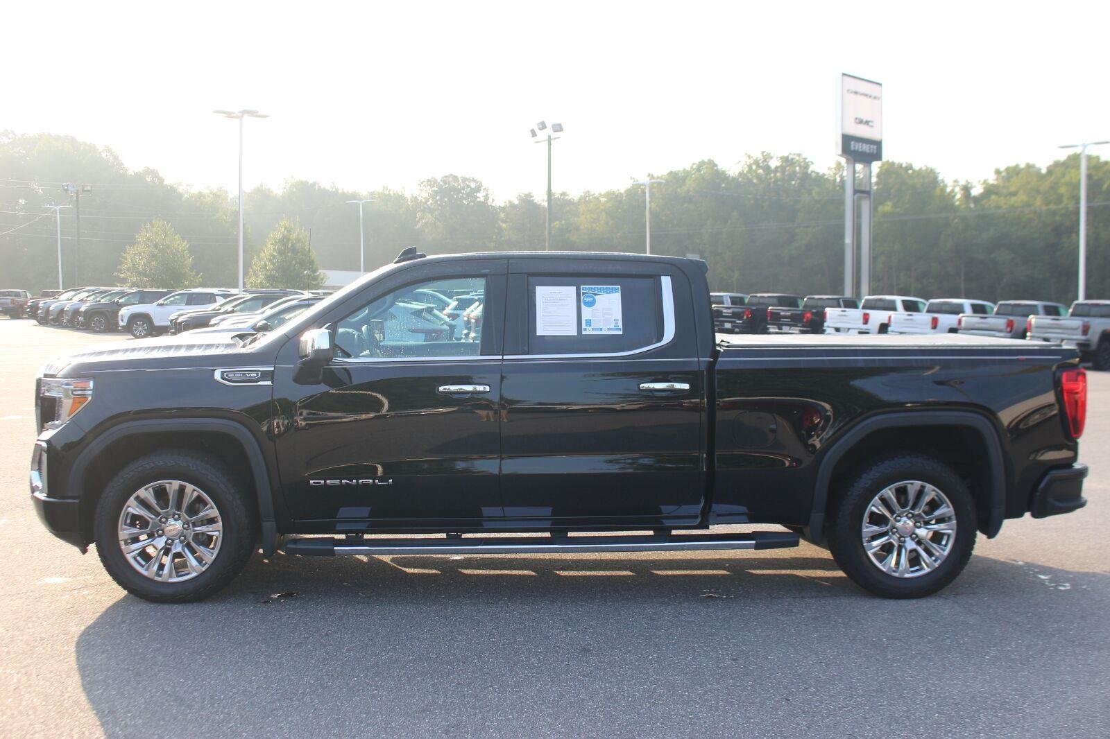Used 2019 ONYX BLACK GMC Denali image 4
