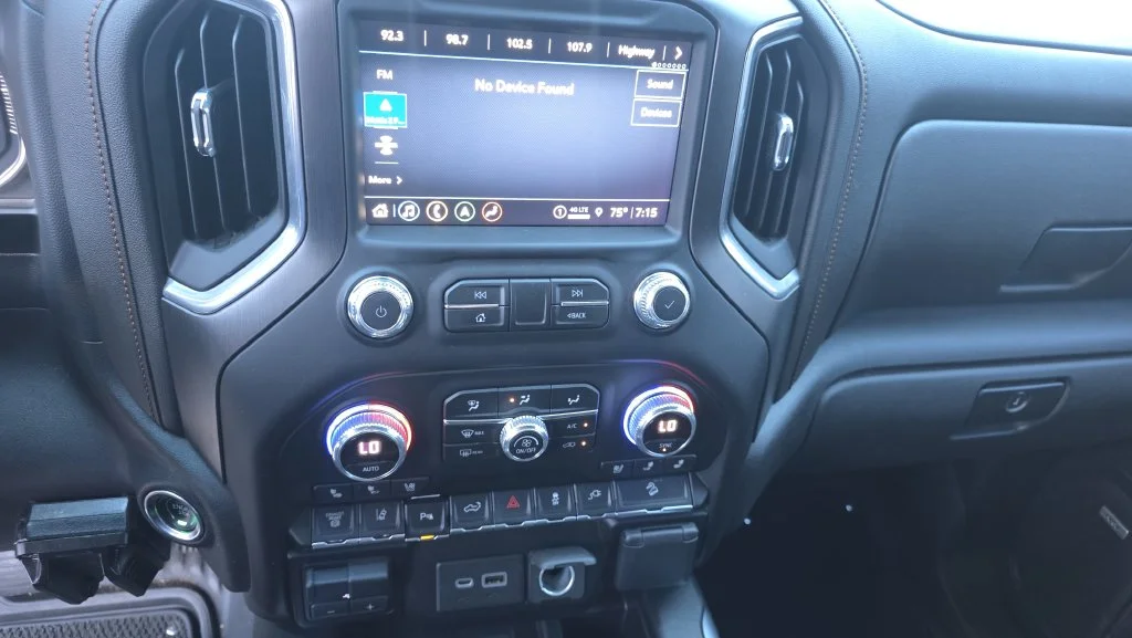 Used 2022 Black GMC AT4 image 24