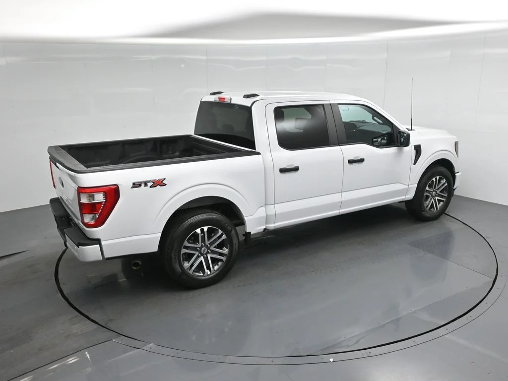 Certified Used 2023 White Ford XL image 38