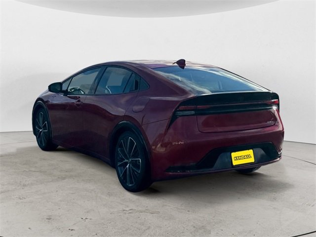 2024 Toyota Prius XLE photo 3