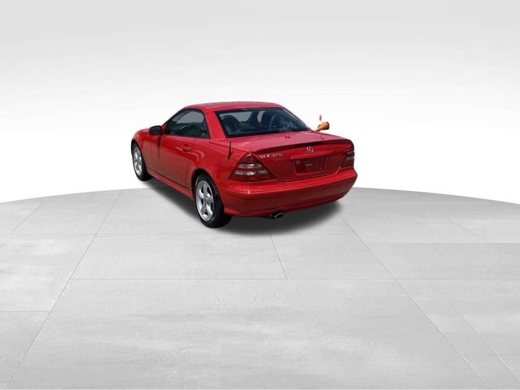 Used 2003 Red Mercedes-Benz SLK 320 image 3
