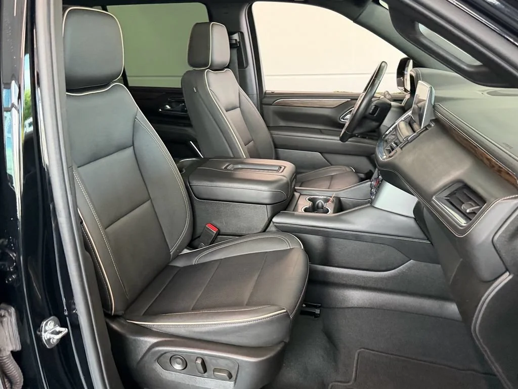 Certified Used 2023 BLACK Chevrolet Premier image 18