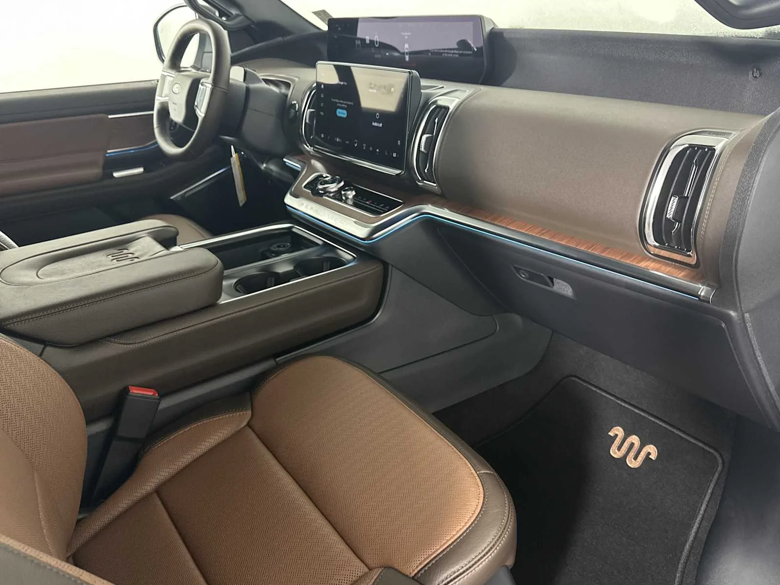 New 2027 Star White Metallic Tri-Coat Ford King Ranch image 17